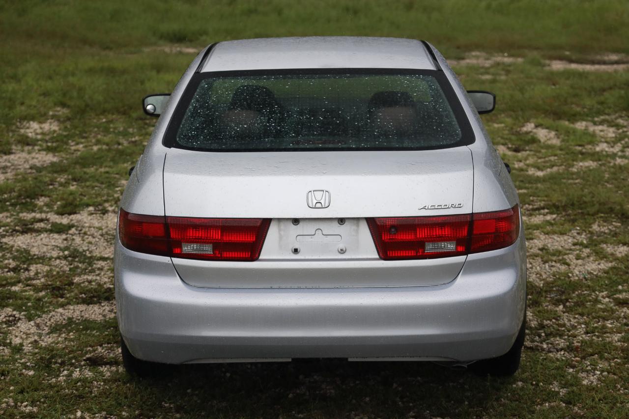 Honda Accord Sdn  2005