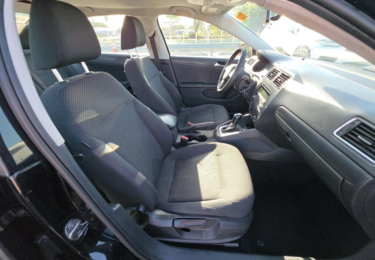 Volkswagen Jetta Sedan  2014