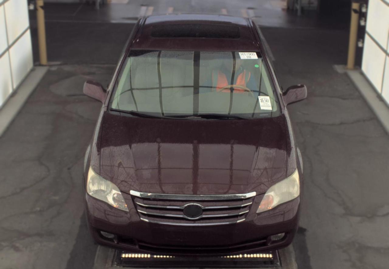Toyota Avalon  2006