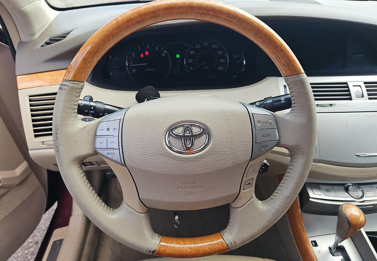 Toyota Avalon  2006