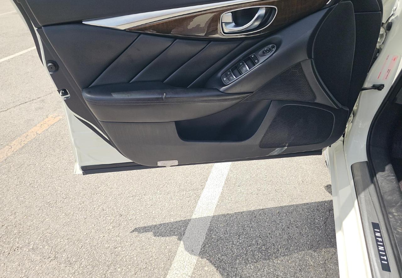 Infiniti Q50  2019