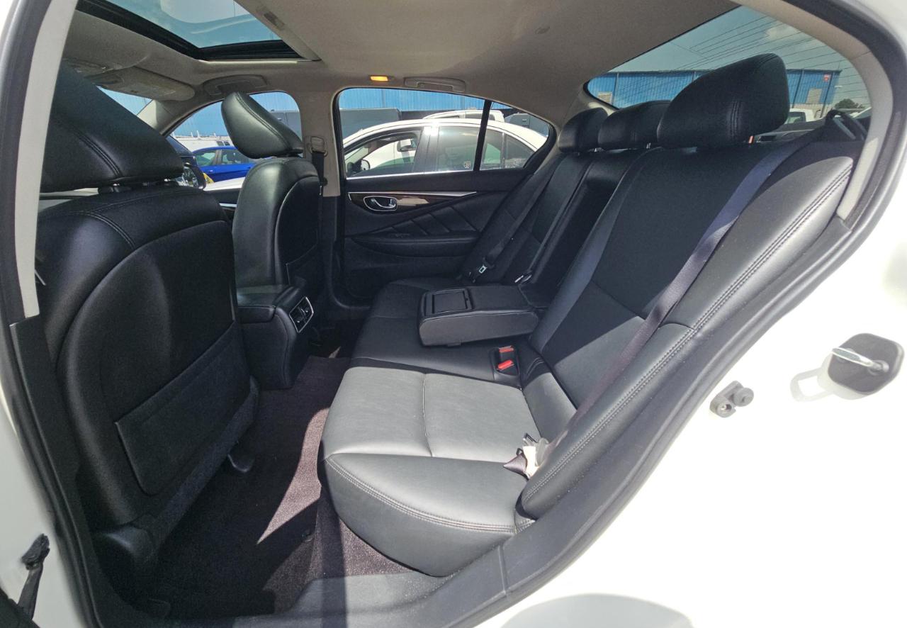Infiniti Q50  2019