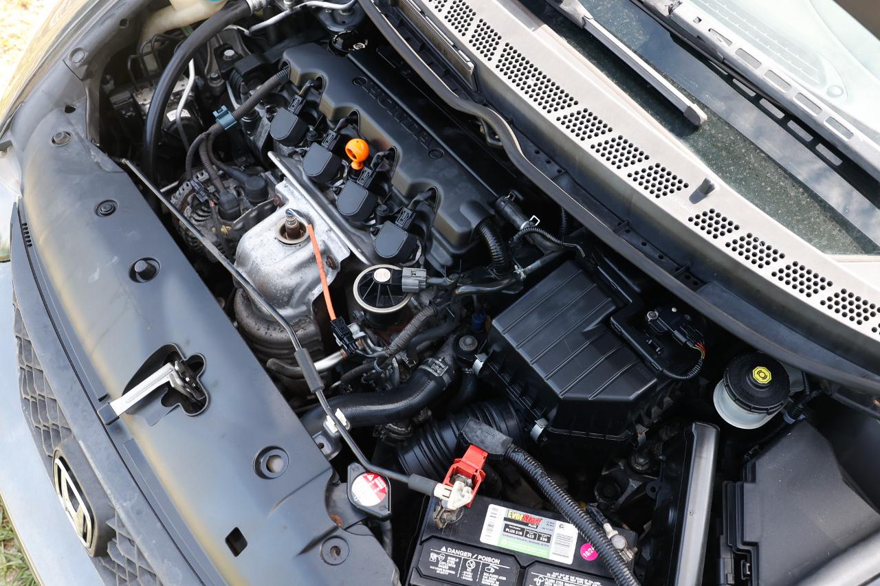 Honda Civic Cpe  2010