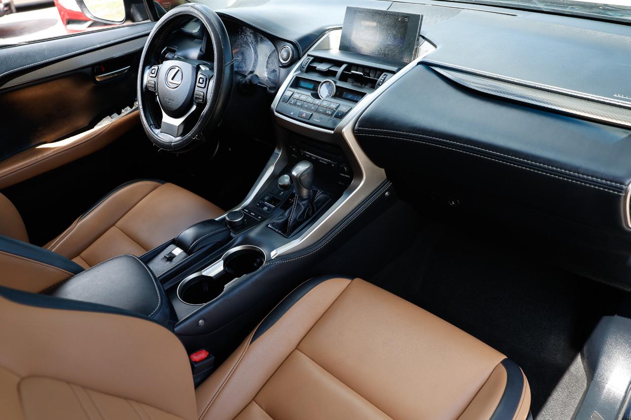 Lexus NX  2017