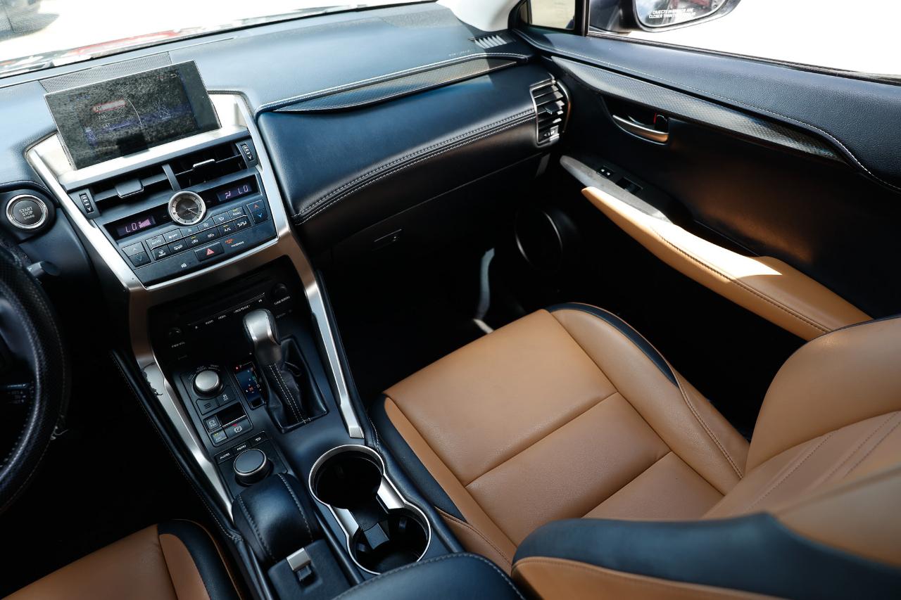 Lexus NX  2017