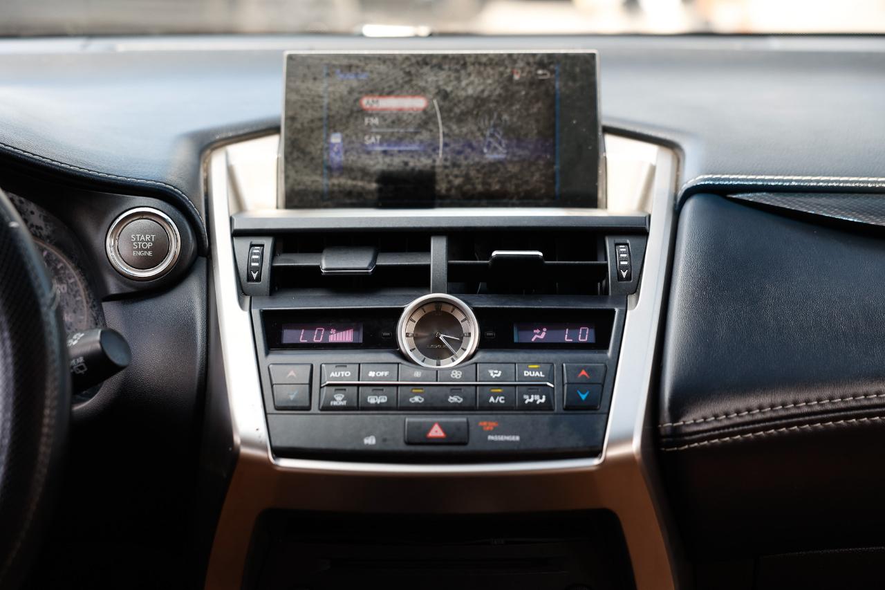 Lexus NX  2017