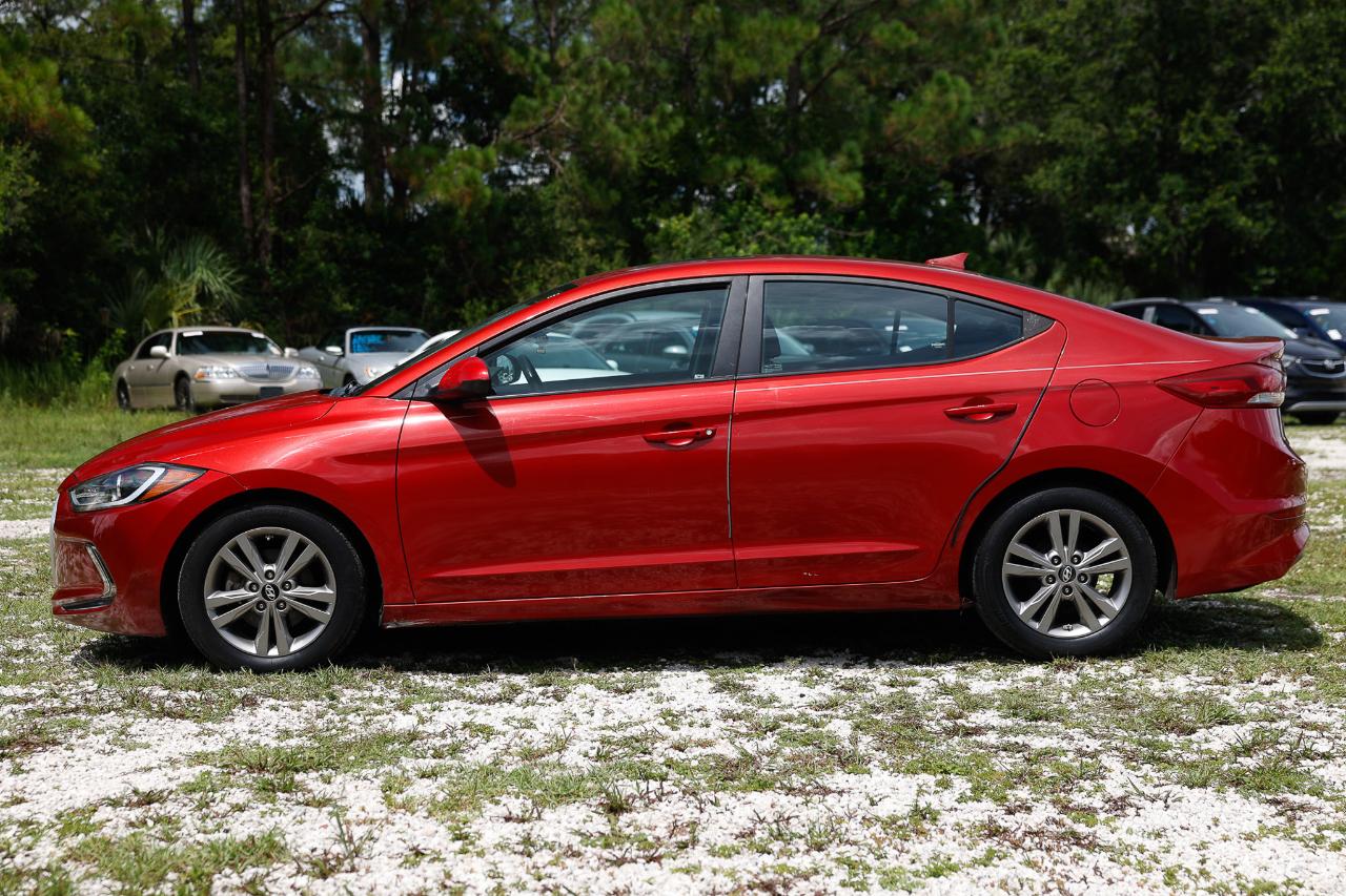 Hyundai Elantra  2017