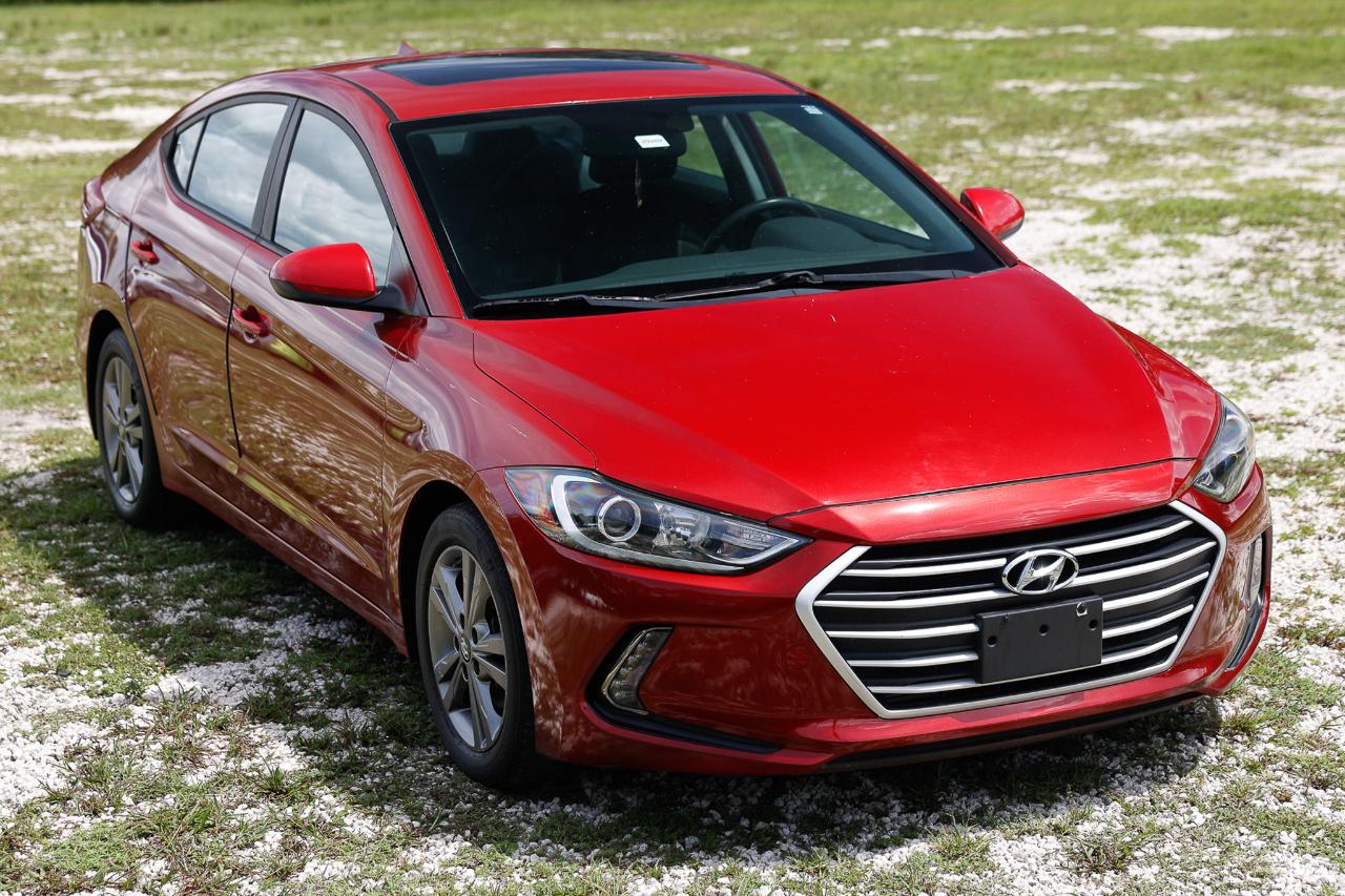Hyundai Elantra  2017