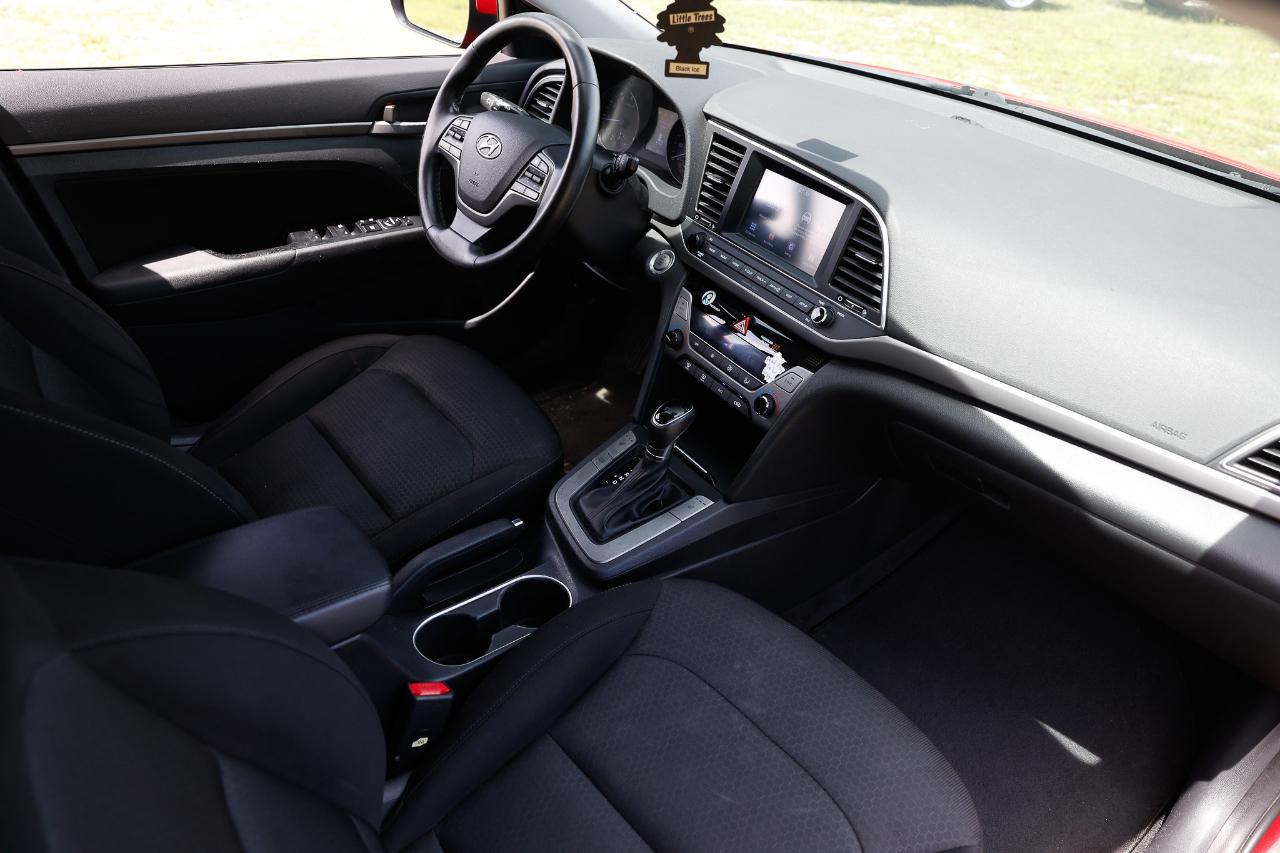Hyundai Elantra  2017