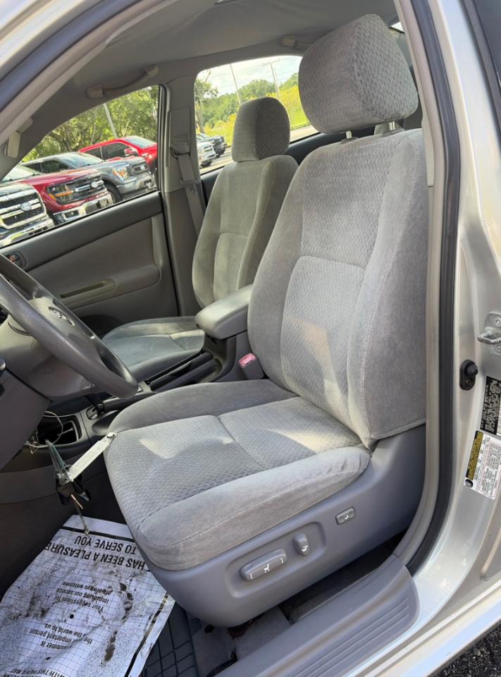Toyota Camry  2004
