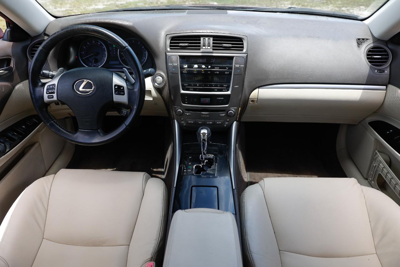 Lexus IS 250  2012