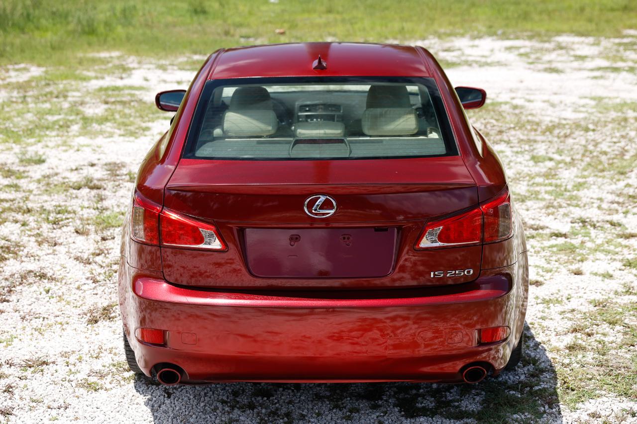 Lexus IS 250  2012