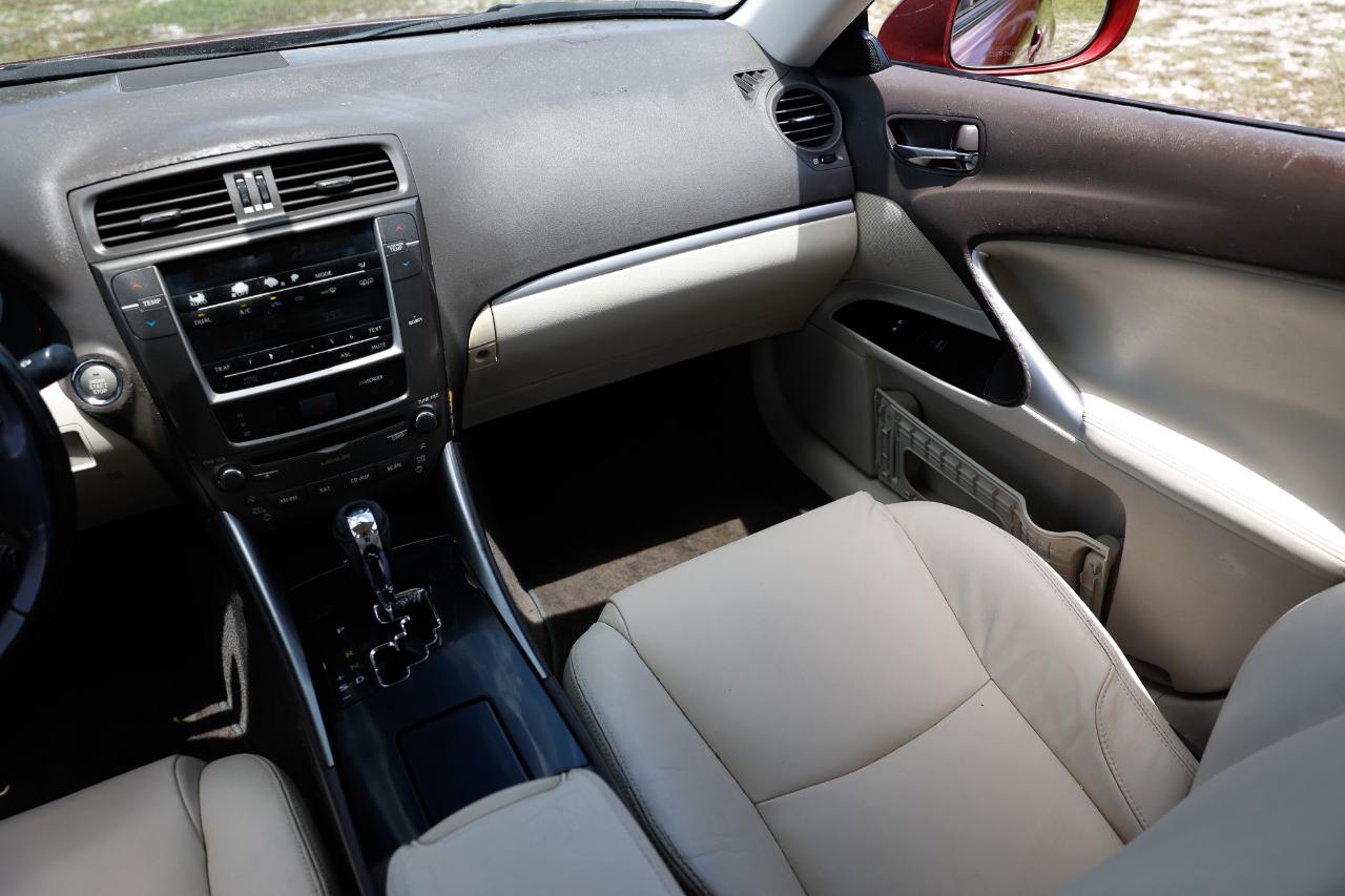 Lexus IS 250  2012