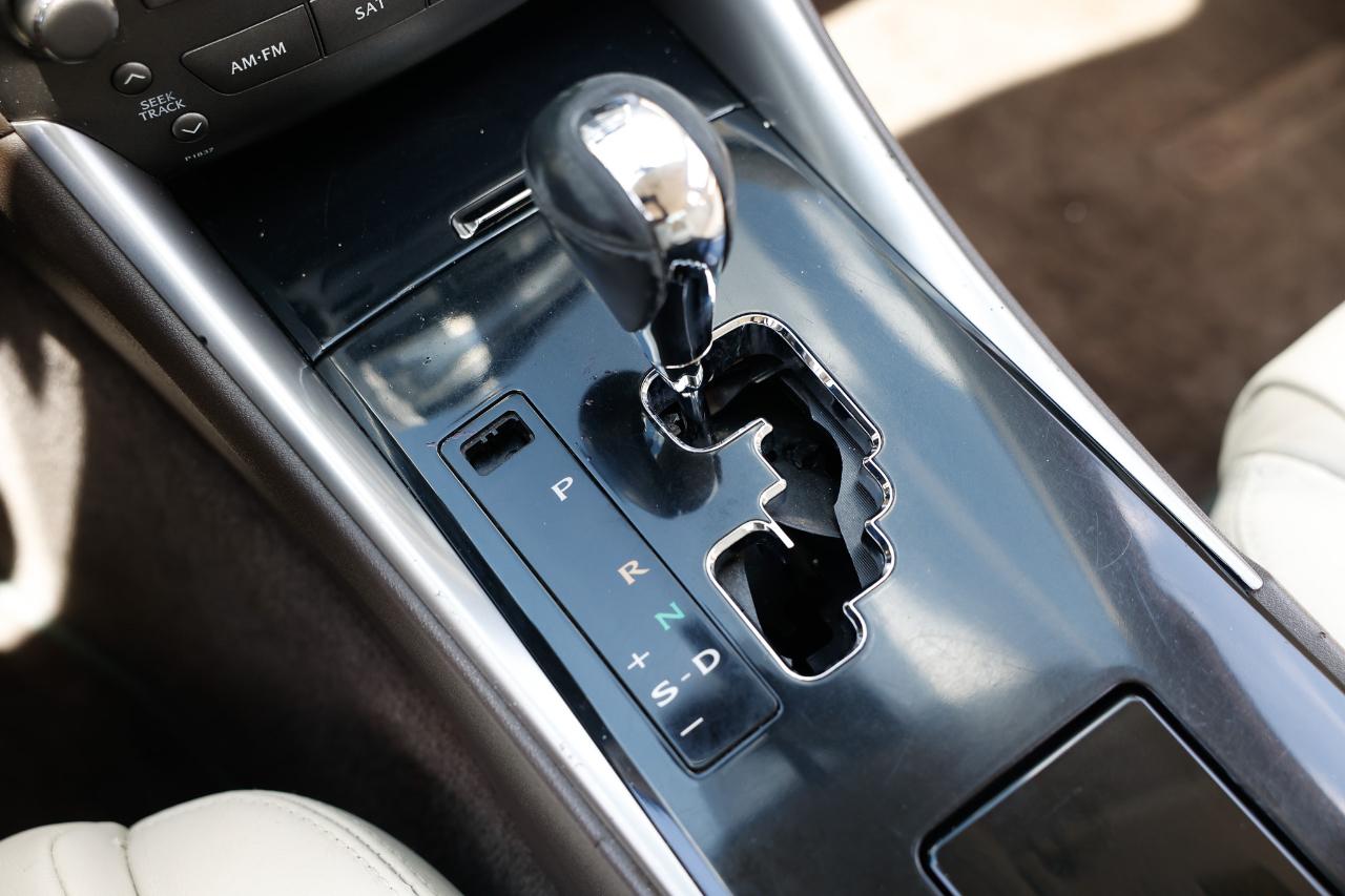 Lexus IS 250  2012