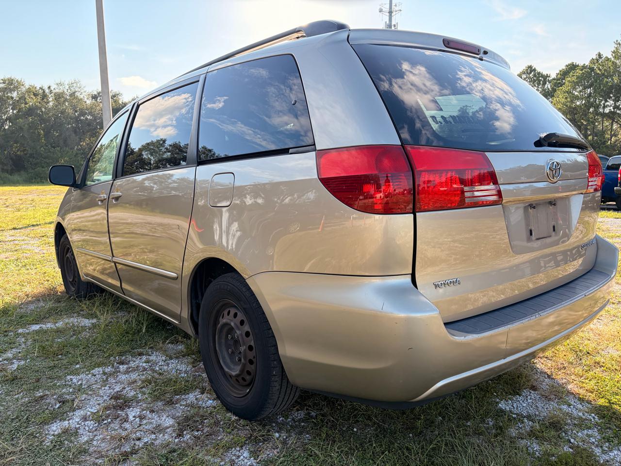 Toyota Sienna CE 2004