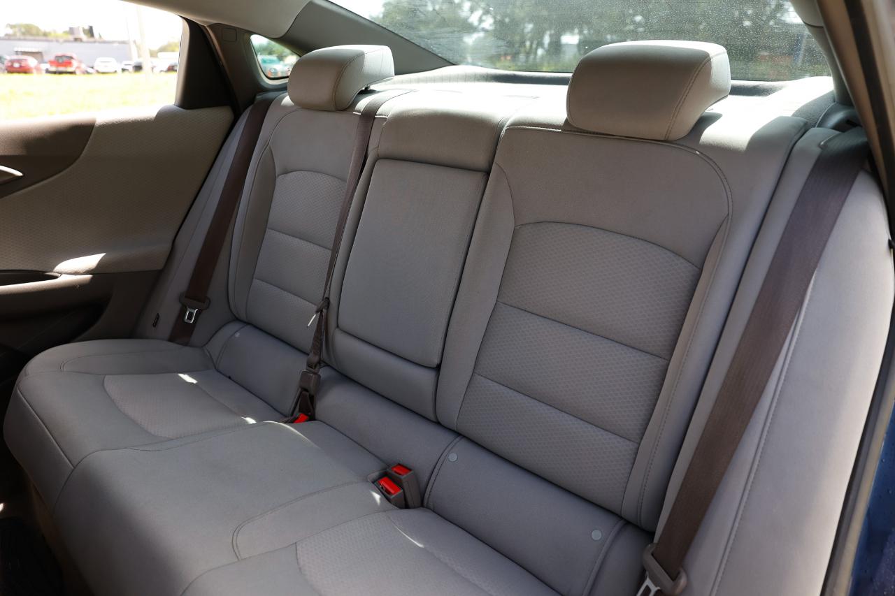 Chevrolet Malibu photo 8