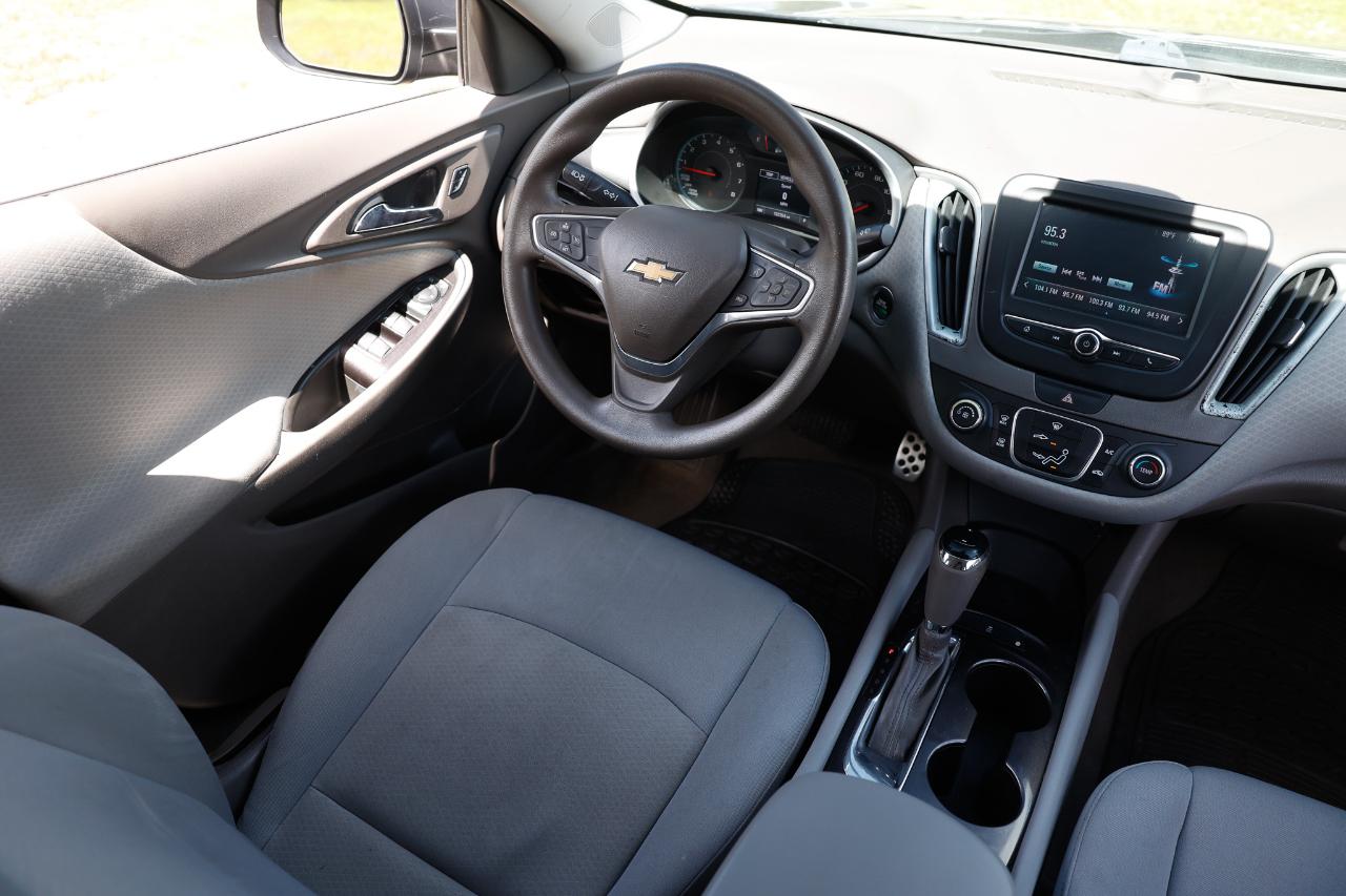 Chevrolet Malibu photo 21