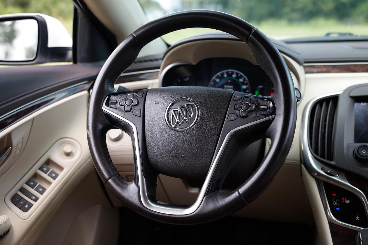 Buick LaCrosse  2015