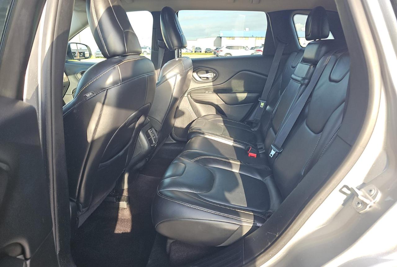 Jeep Cherokee  2016
