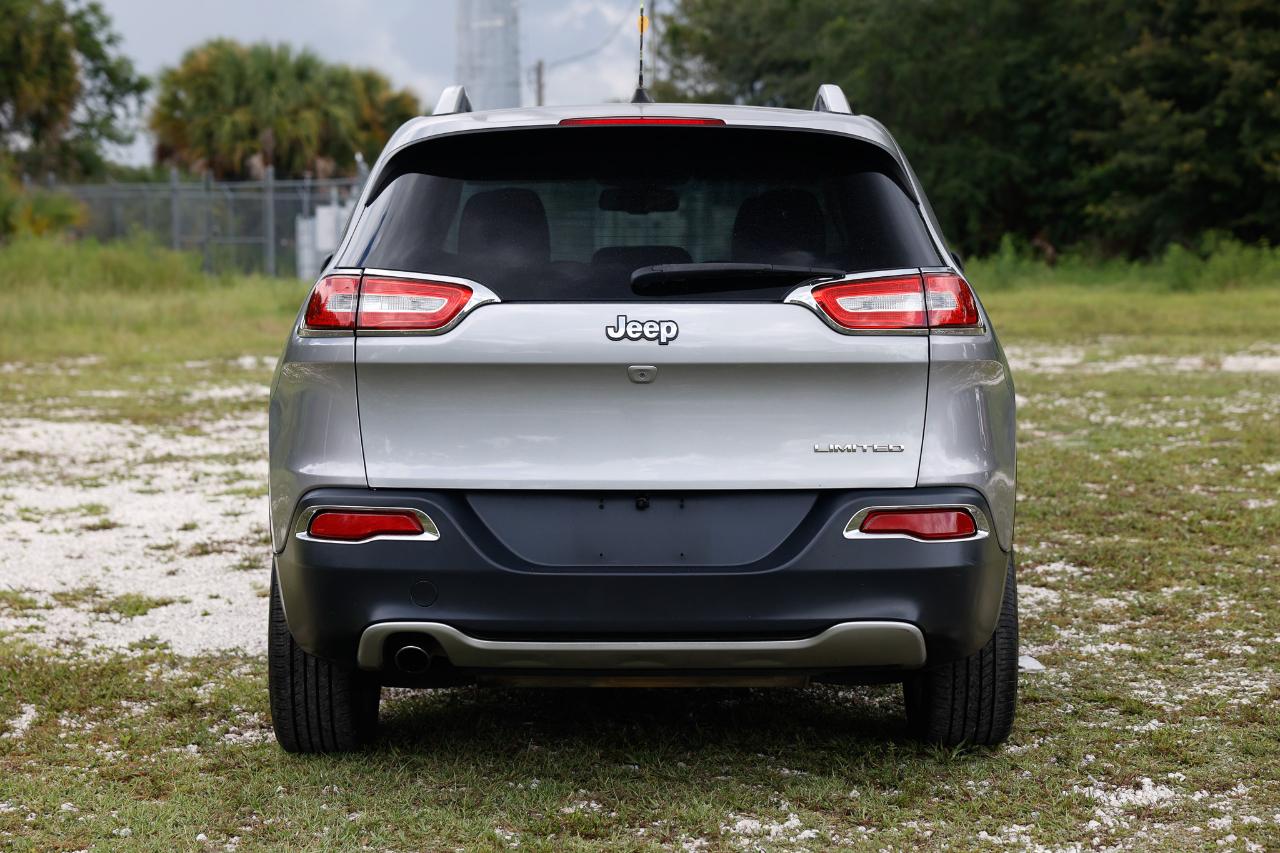 Jeep Cherokee  2016