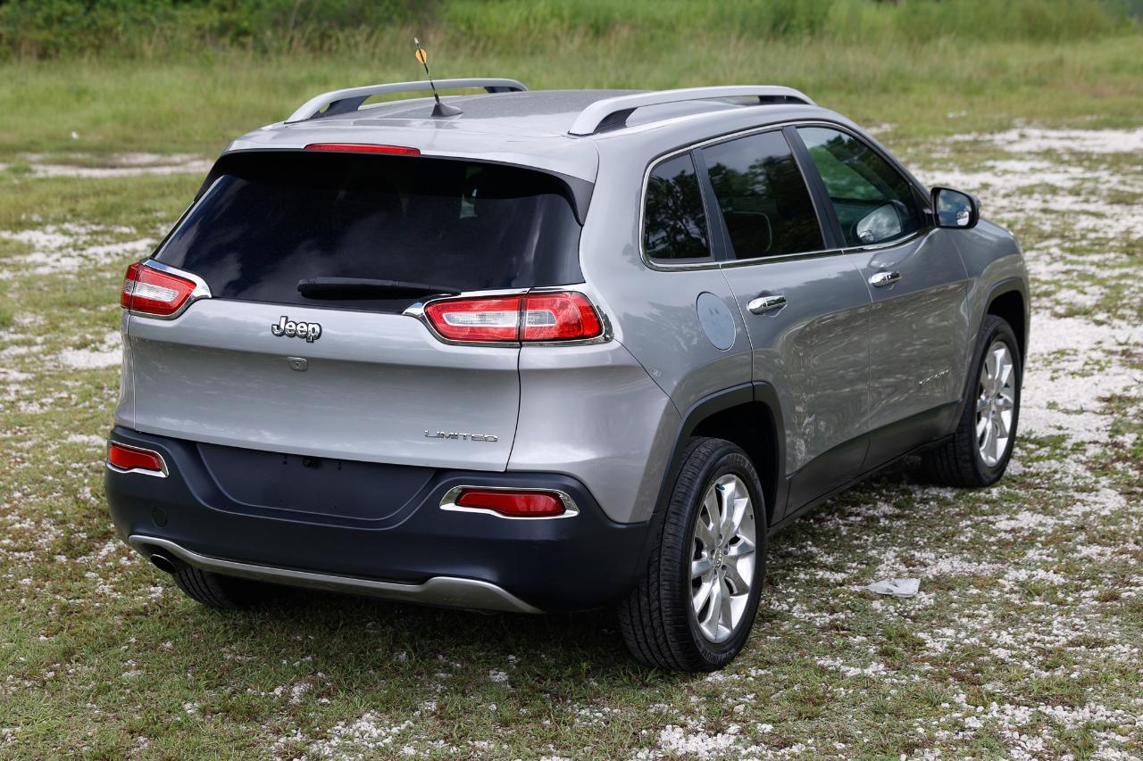 Jeep Cherokee  2016