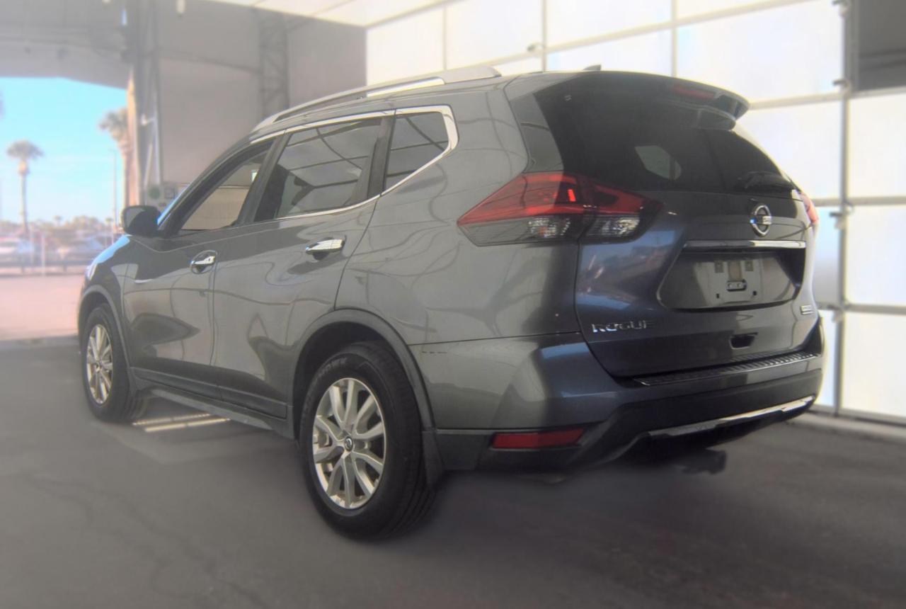 Nissan Rogue  2019