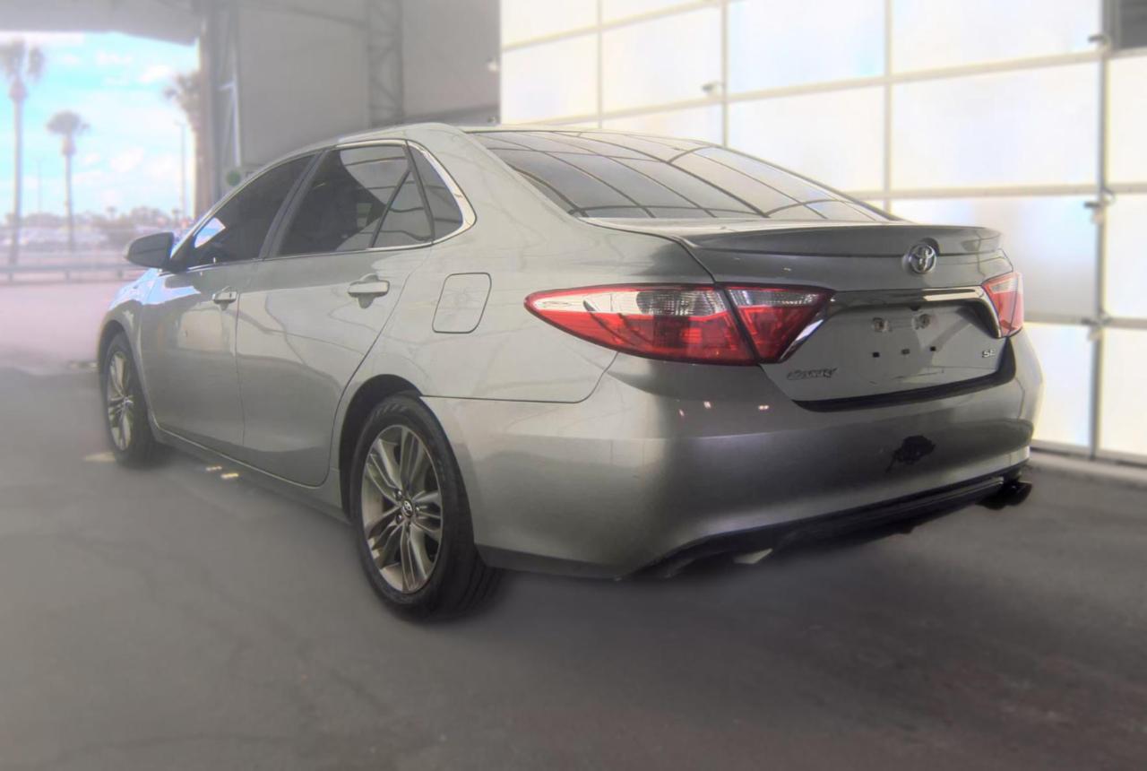 Toyota Camry  2017