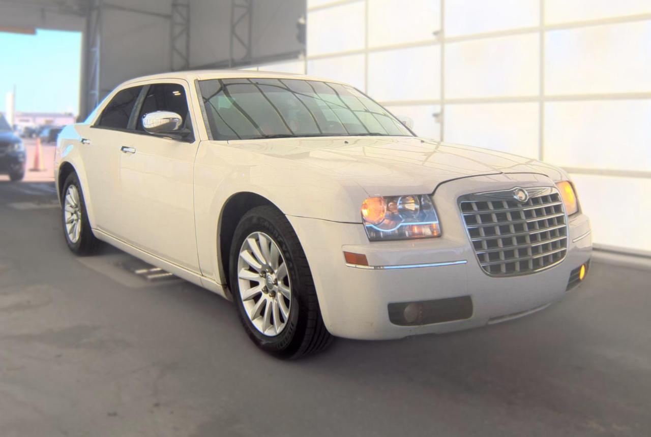 Chrysler 300  2010