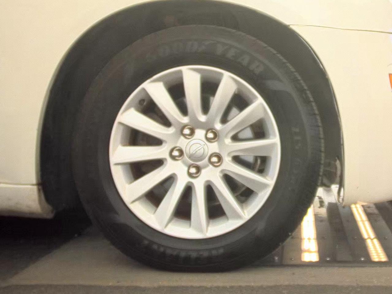 Chrysler 300  2010