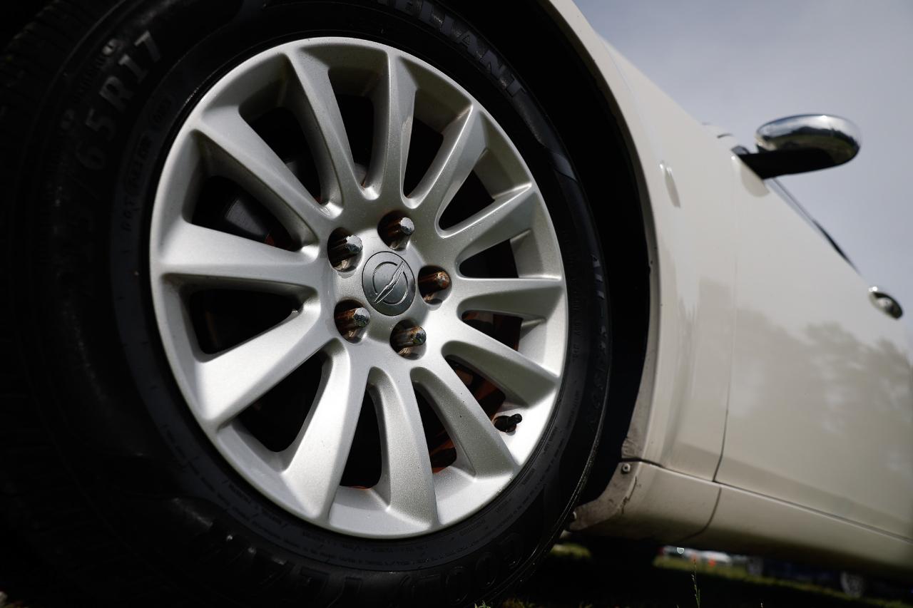 Chrysler 300  2010