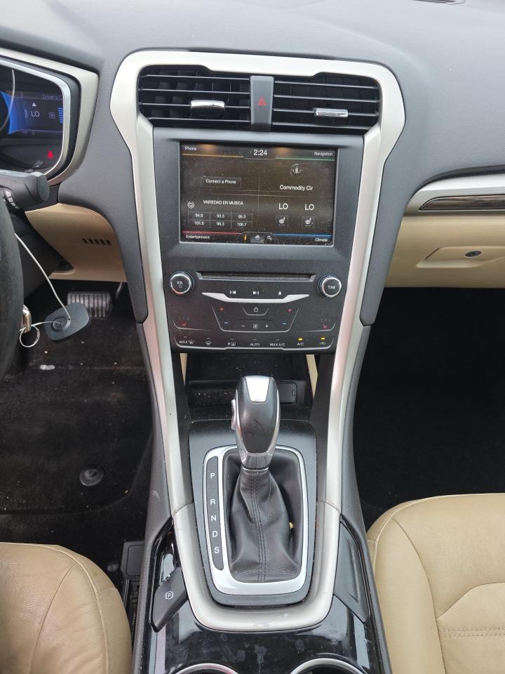 Ford Fusion  2013