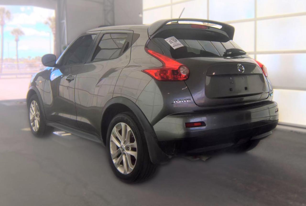 Nissan Juke  2012