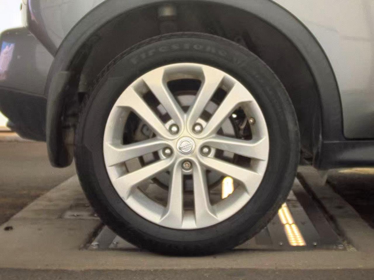 Nissan Juke  2012