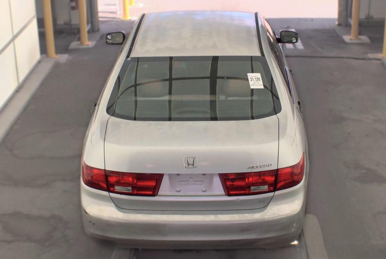 Honda Accord Sdn  2005