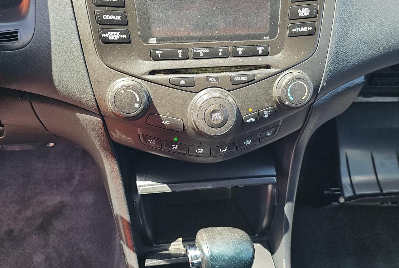 Honda Accord Sdn  2005