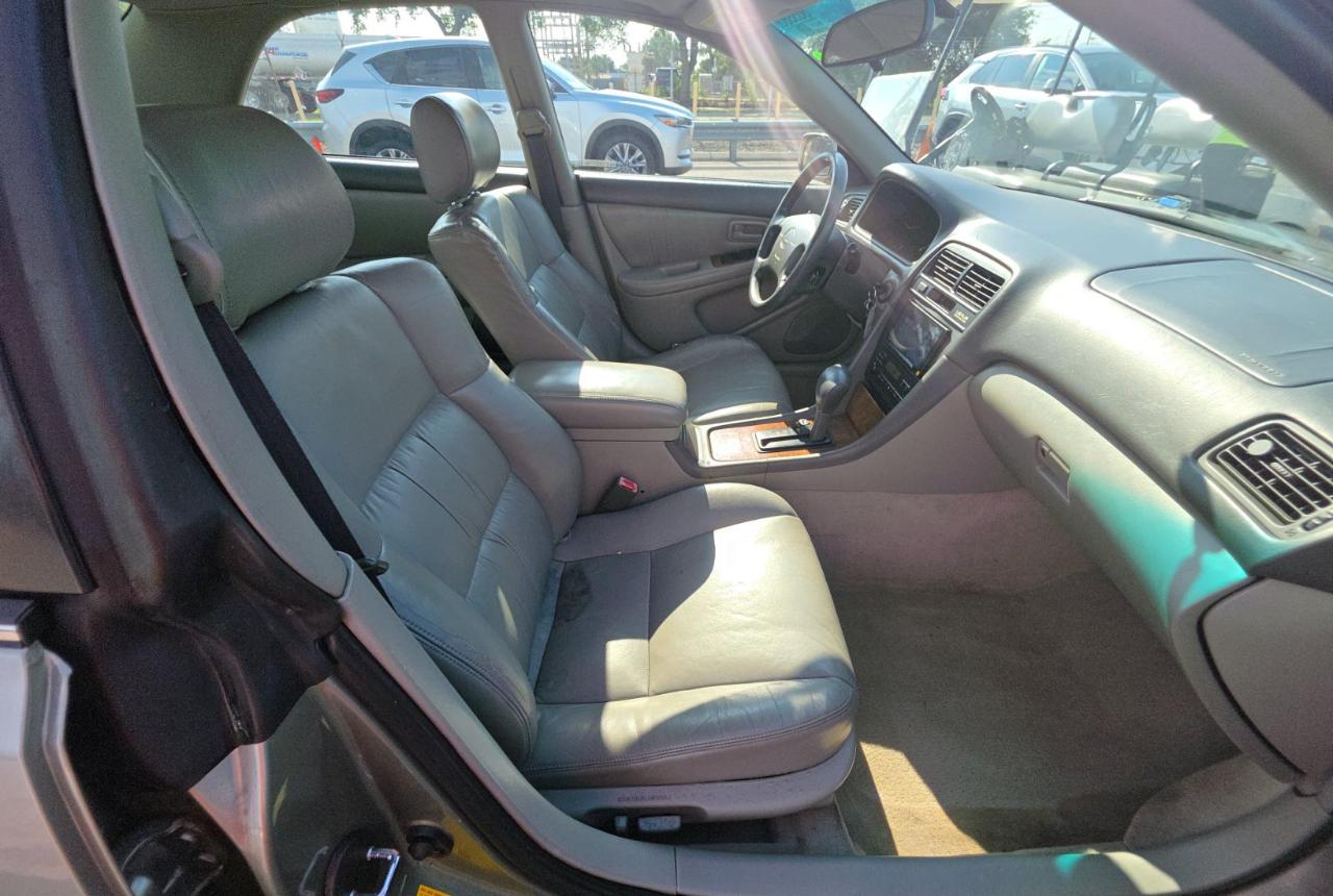 Lexus ES 300 Luxury Sport Sdn  1998