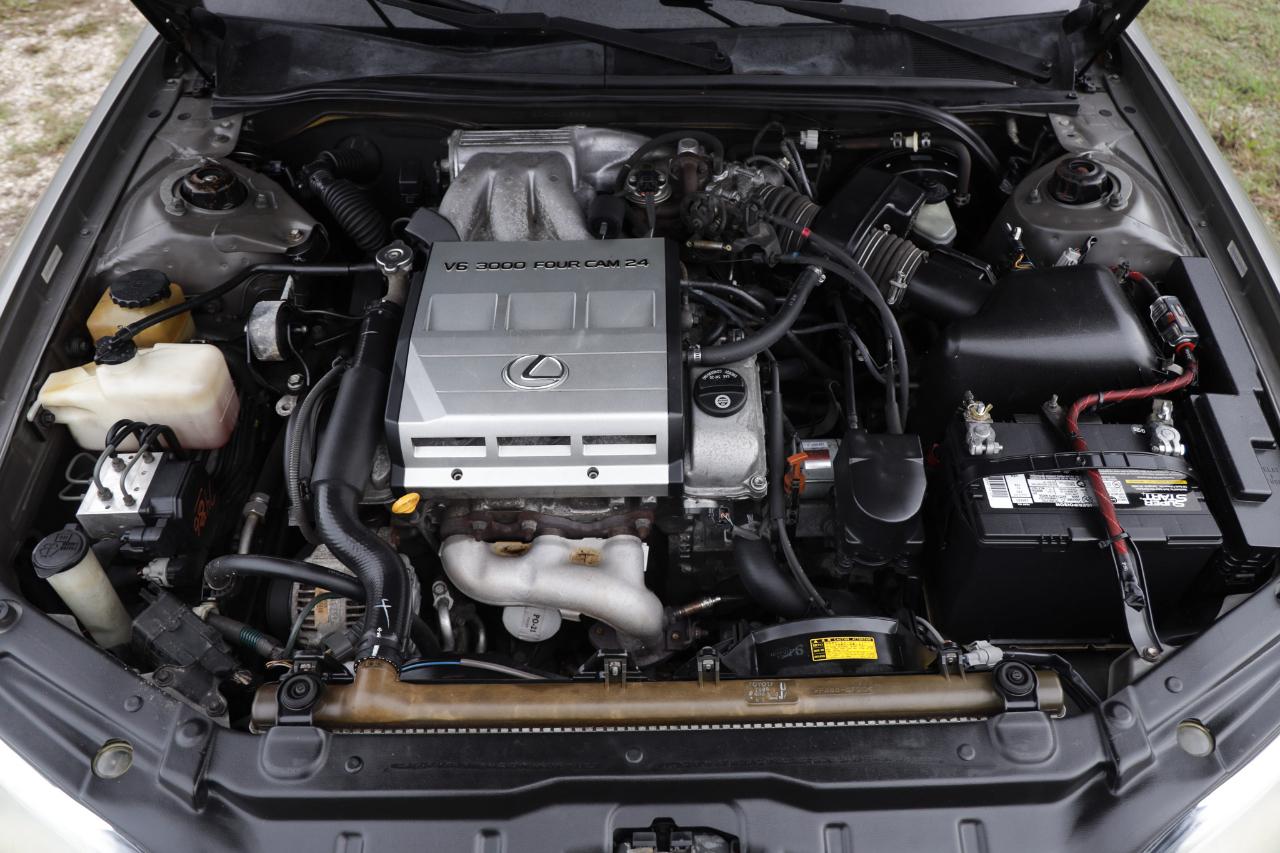 Lexus ES 300 Luxury Sport Sdn  1998