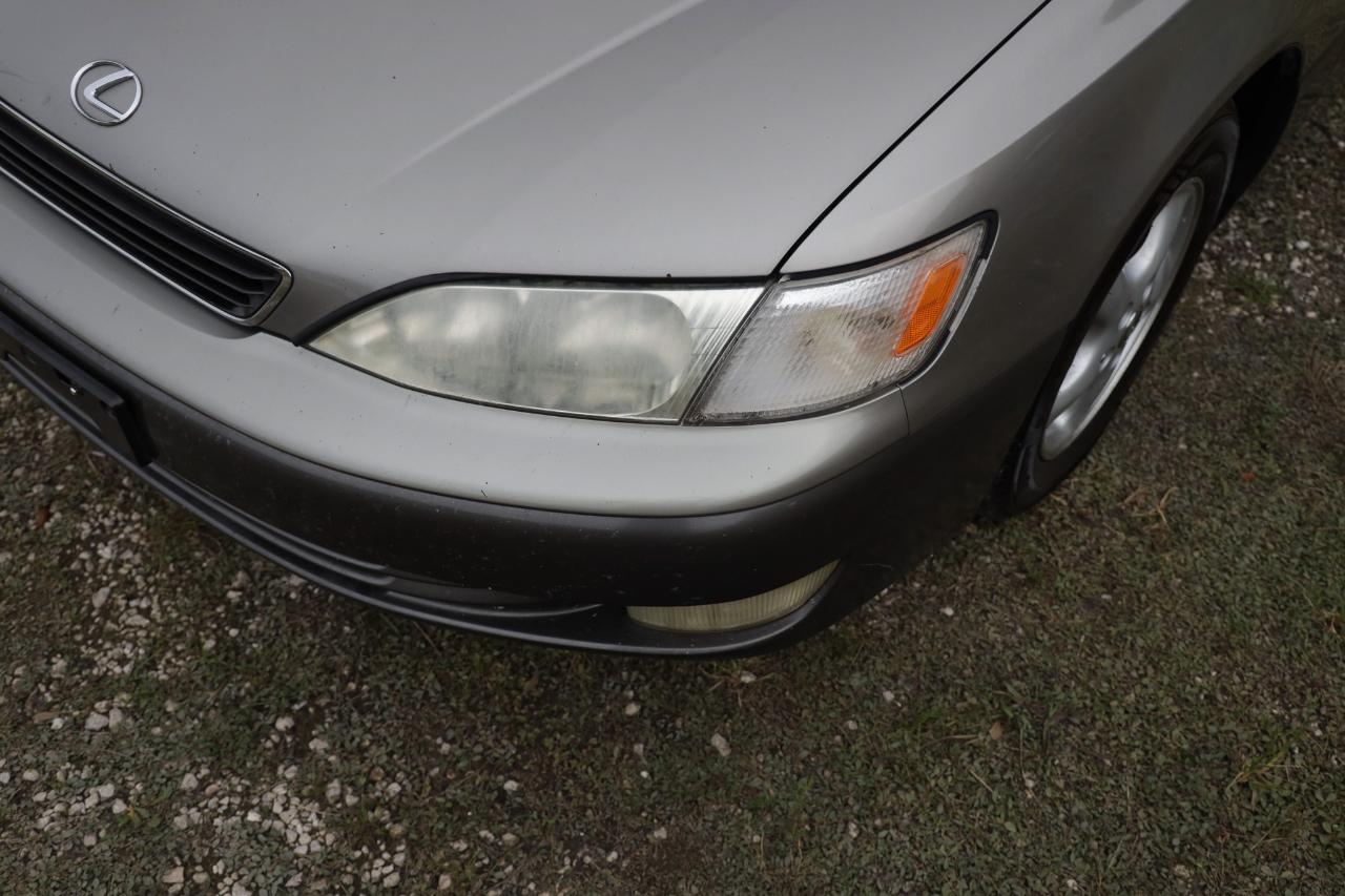 Lexus ES 300 Luxury Sport Sdn  1998