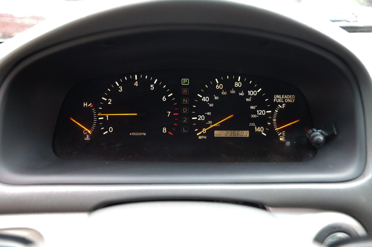Lexus ES 300 Luxury Sport Sdn  1998