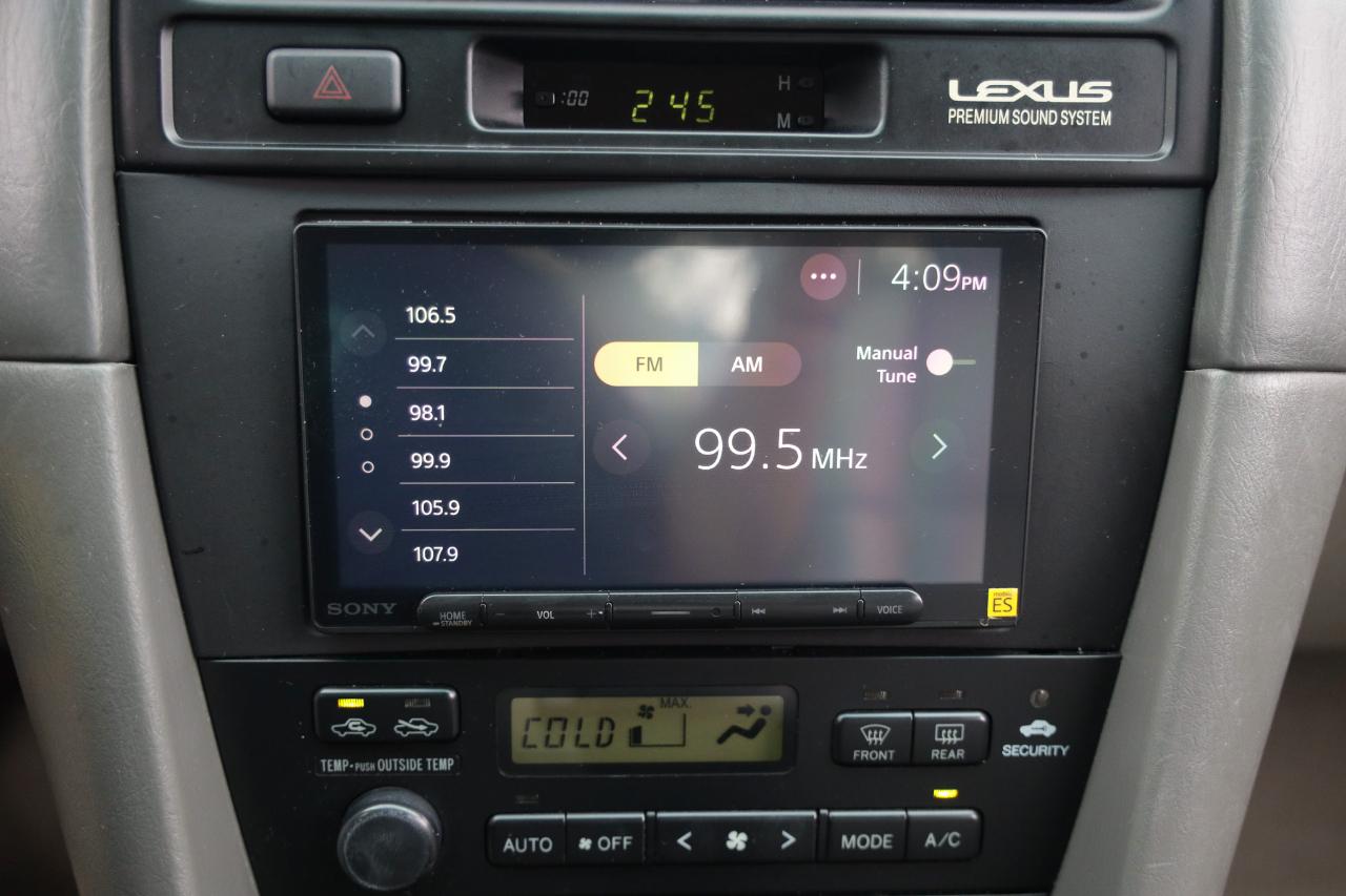 Lexus ES 300 Luxury Sport Sdn  1998