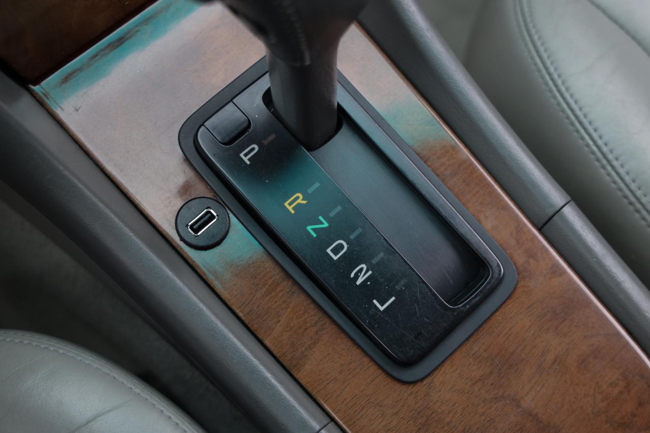 Lexus ES 300 Luxury Sport Sdn  1998