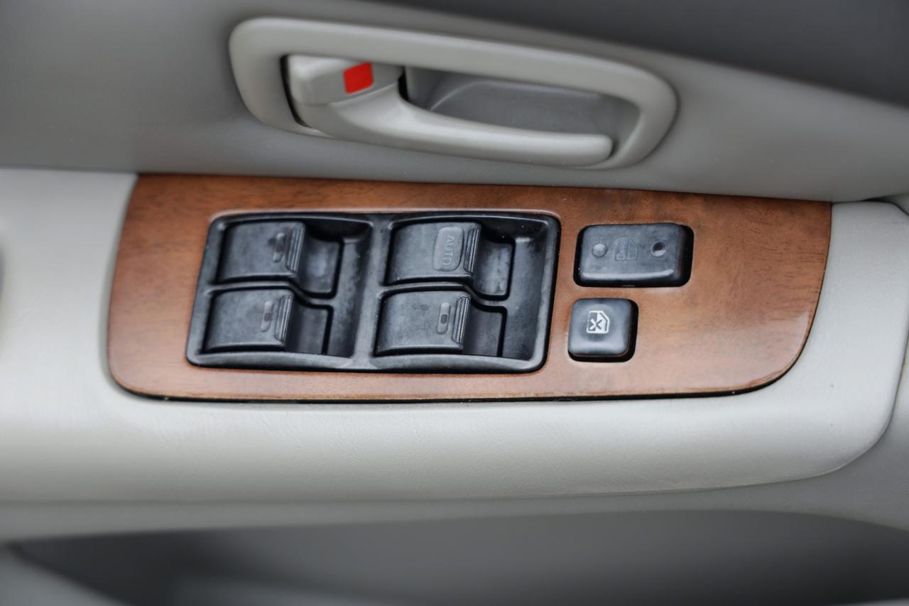 Lexus ES 300 Luxury Sport Sdn  1998