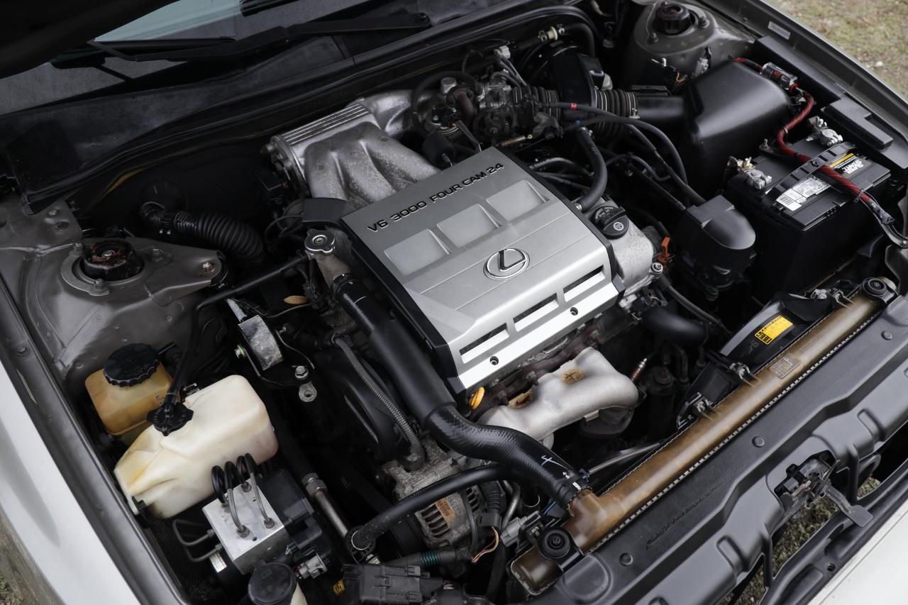 Lexus ES 300 Luxury Sport Sdn  1998