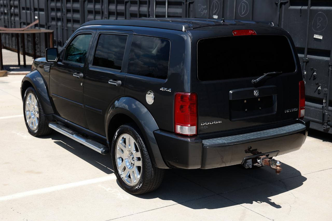 Dodge Nitro  2011