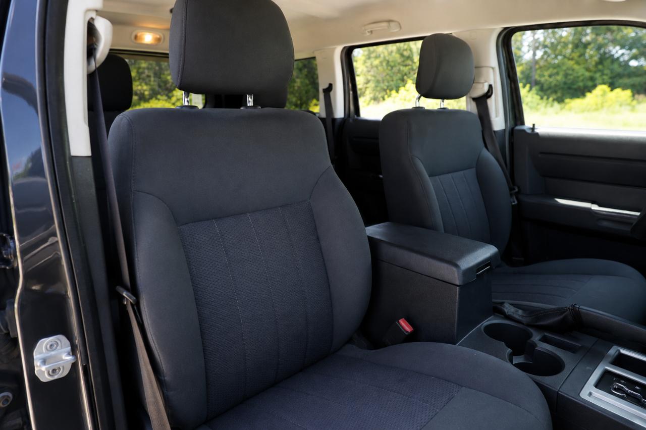 Dodge Nitro  2011