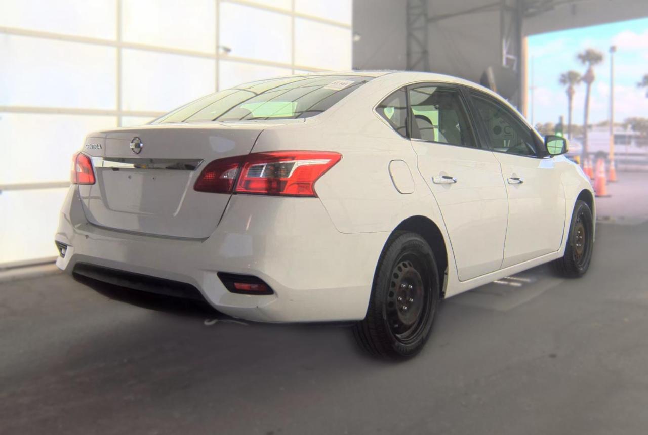 Nissan Sentra  2018