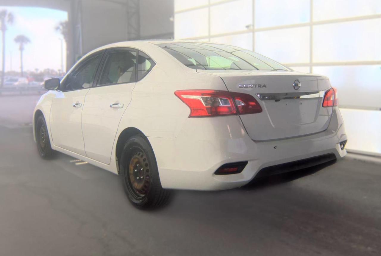 Nissan Sentra  2018