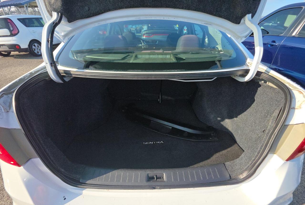 Nissan Sentra  2018