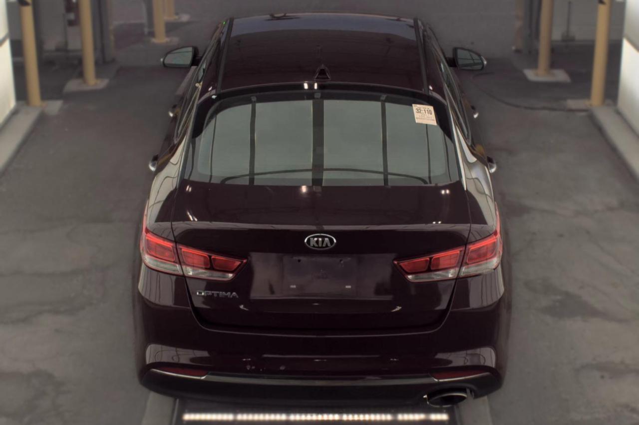 Kia Optima  2017