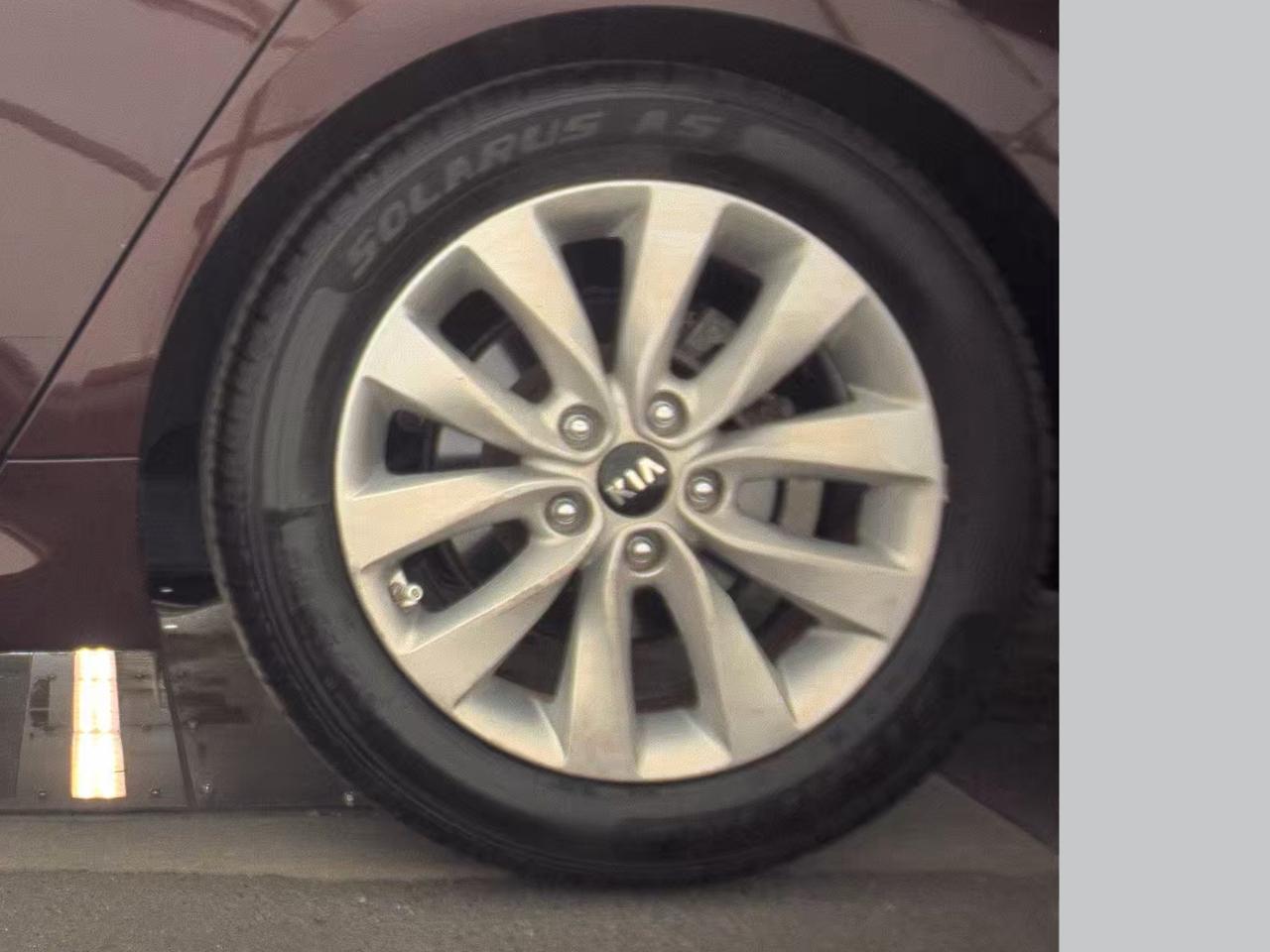 Kia Optima  2017